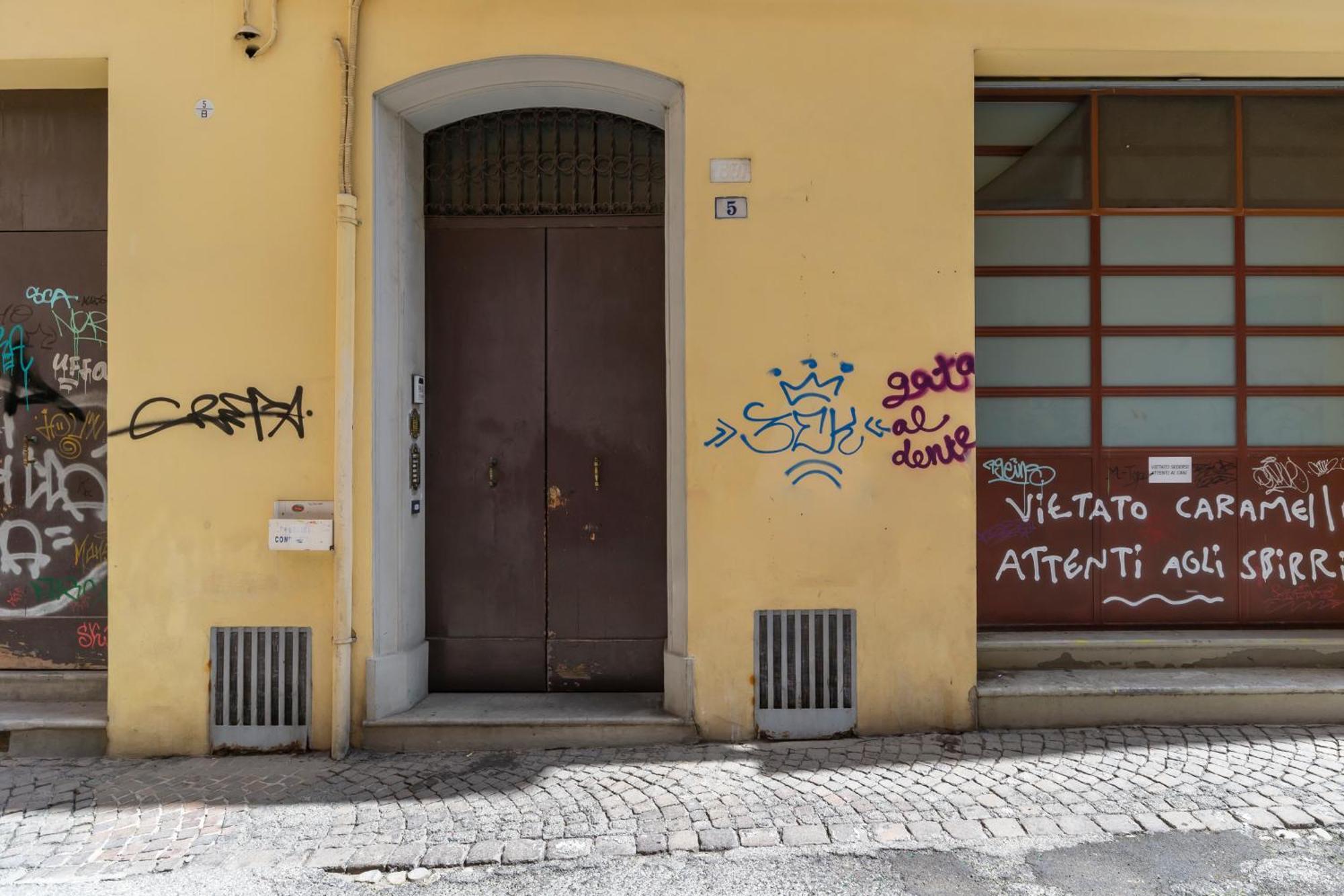 Apartment Amos - 5 Minutes From Piazza Maggiore 博洛尼亚 外观 照片