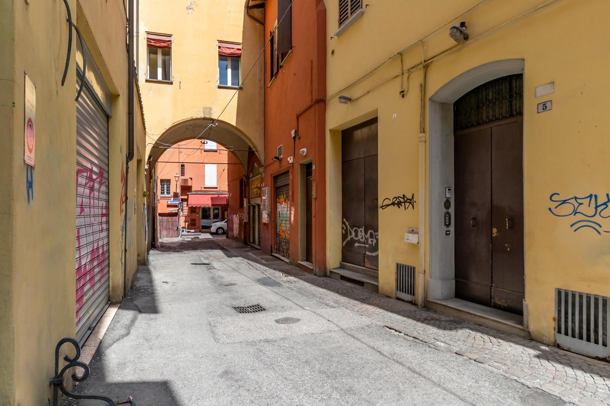 Apartment Amos - 5 Minutes From Piazza Maggiore 博洛尼亚 外观 照片